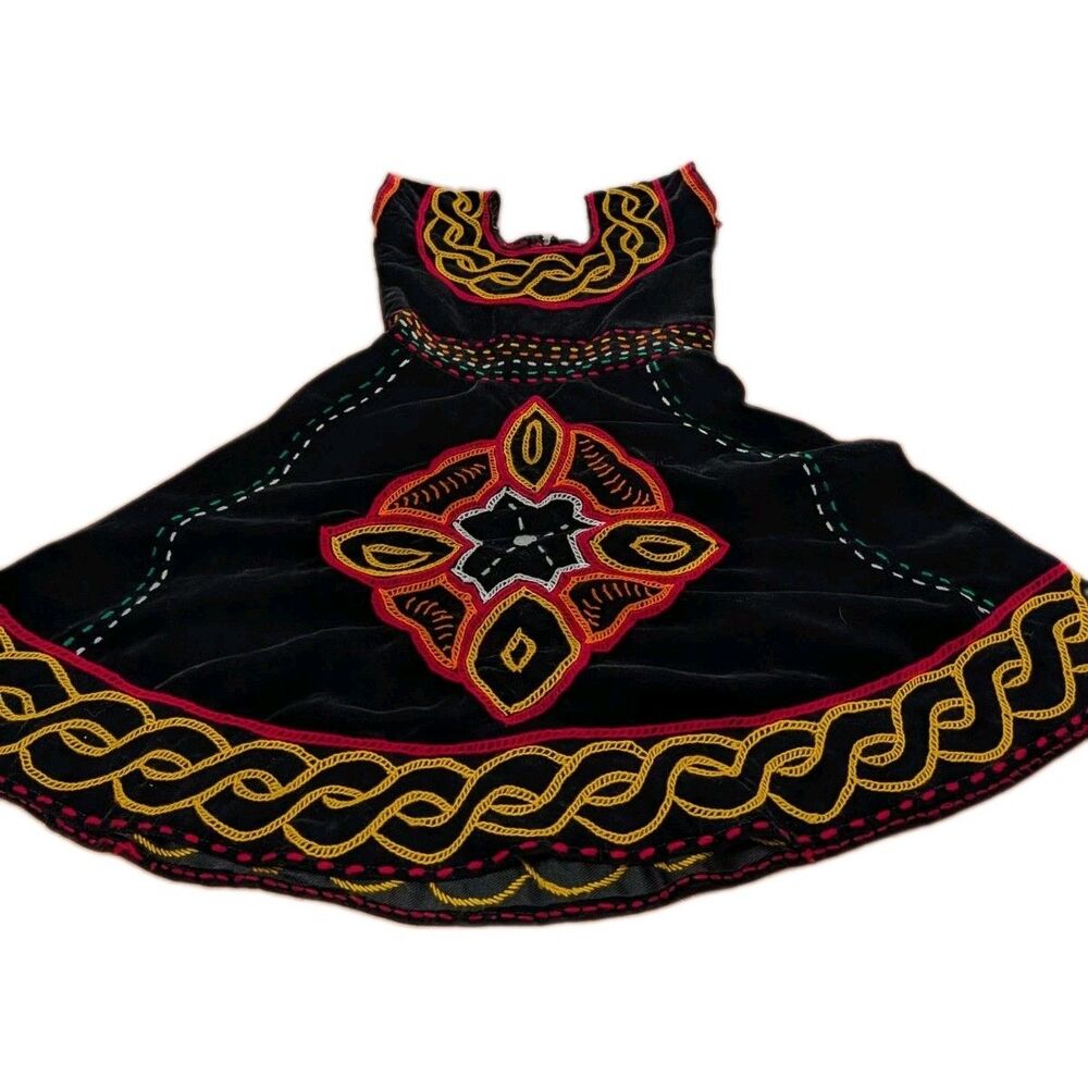 Cameroon Atoghu Embroidered Dress for little girl 5-5T See Measurements